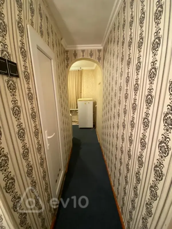 Kirayə verilir 1 otaqlı köhnə tikili 30 m²