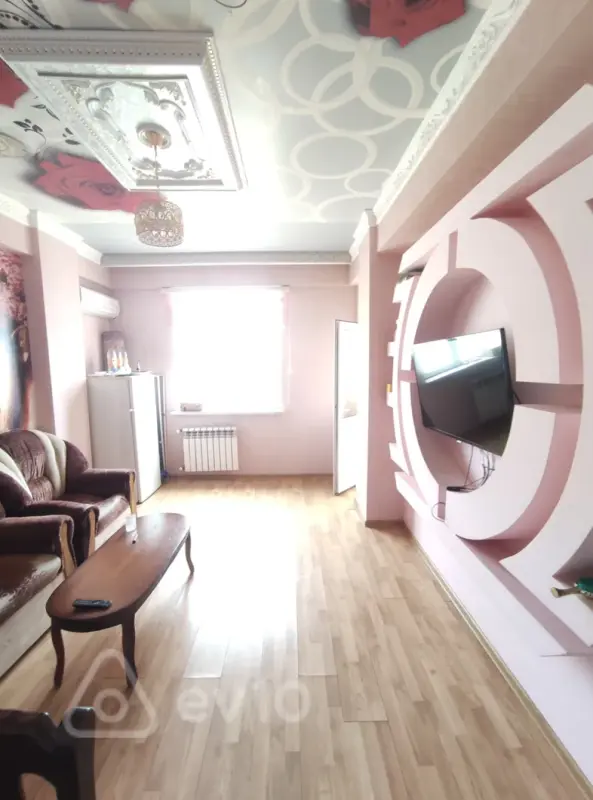 Kirayə verilir 2 otaqlı yeni tikili 58 m²