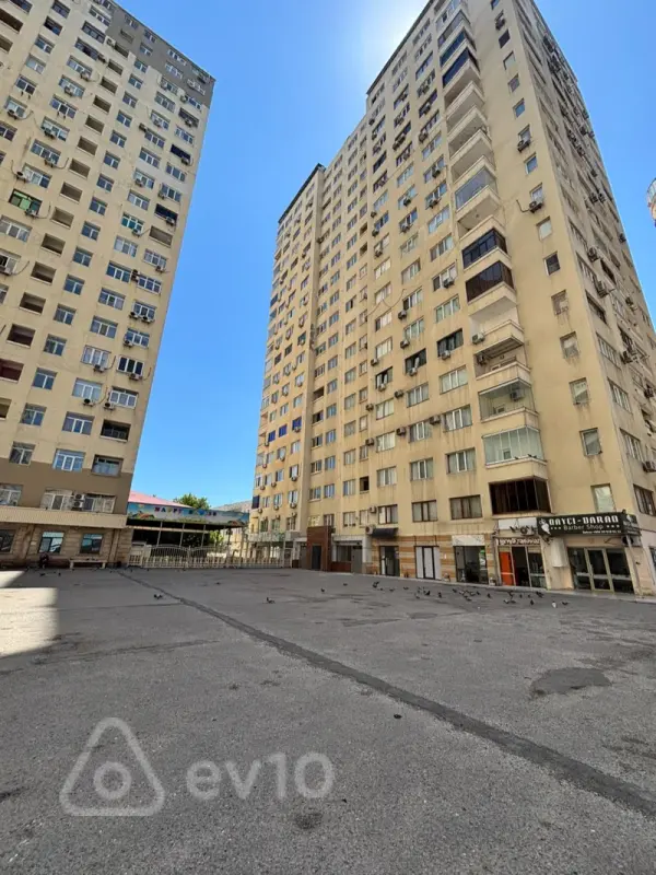 Satılır 2 otaqlı yeni tikili 60 m²