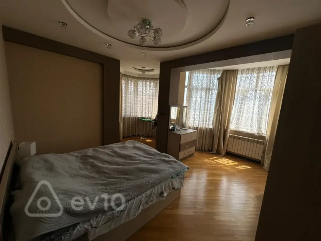 Satılır 2 otaqlı yeni tikili 85 m²