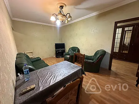 Kirayə verilir 2 otaqlı köhnə tikili 50 m² — Bakı, Səbail 2 otaq 50.00 m²