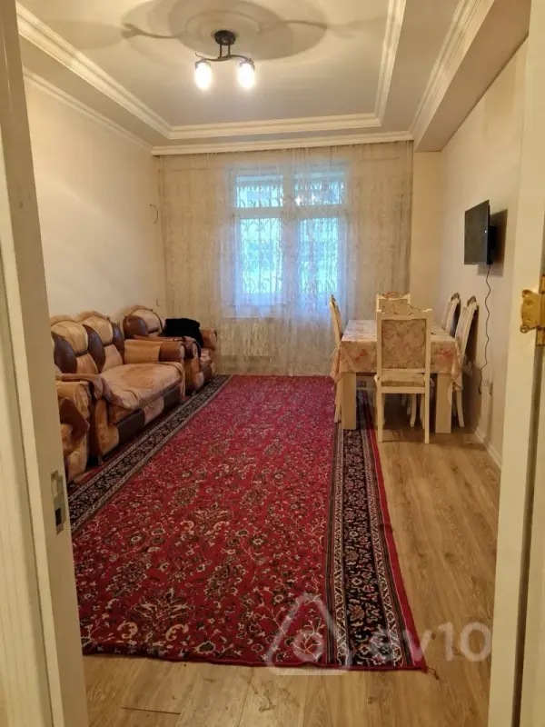 Kirayə verilir 2 otaqlı yeni tikili 140 m²