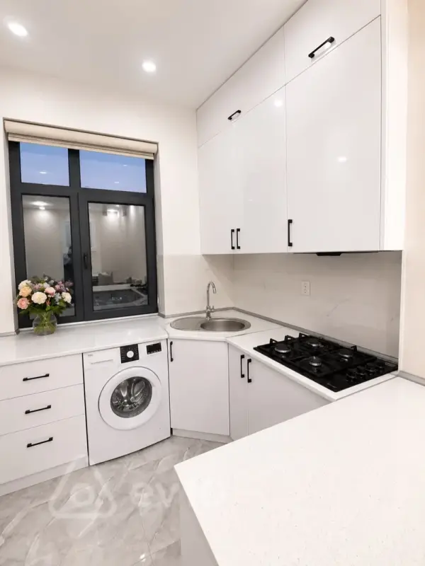 Kirayə verilir 3 otaqlı yeni tikili 65 m²