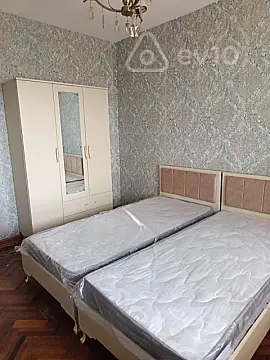 Kirayə verilir 3 otaqlı köhnə tikili 85 m² — Bakı, Nizami 3 otaq 85.00 m²