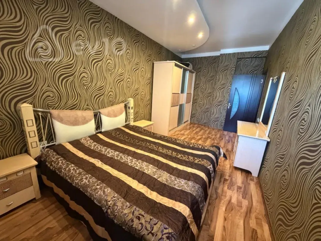 Kirayə verilir 3 otaqlı yeni tikili 85 m²