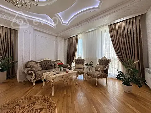 Satılır 3 otaqlı yeni tikili 145 m² — Bakı, Nərimanov 3 otaq 145.00 m²