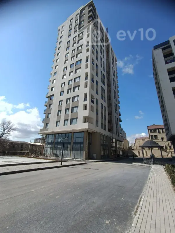 Satılır 2 otaqlı yeni tikili 50 m²