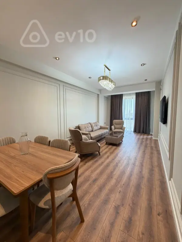 Kirayə verilir 2 otaqlı yeni tikili 80 m²