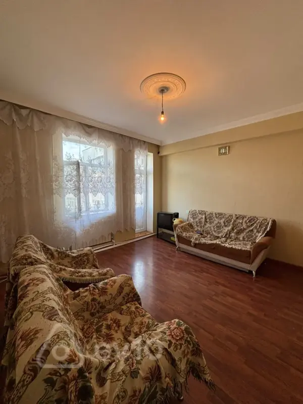Kirayə verilir 2 otaqlı yeni tikili 70 m²