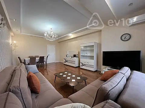 Kirayə verilir 4 otaqlı yeni tikili 180 m² — Bakı, Nəsimi 4 otaq 180.00 m²