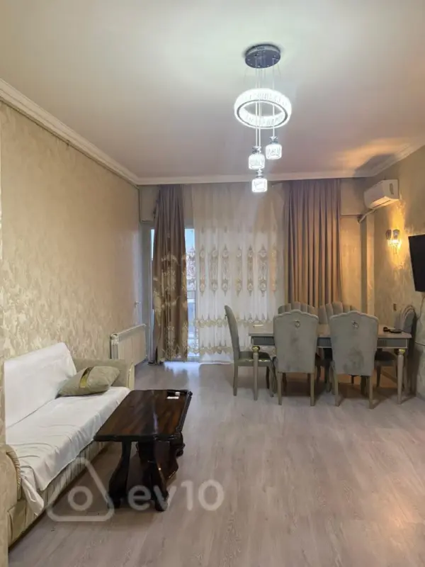 Kirayə verilir 2 otaqlı yeni tikili 90 m²