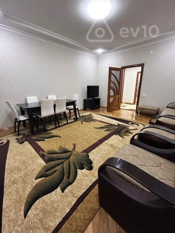 Kirayə verilir 2 otaqlı yeni tikili 90 m²