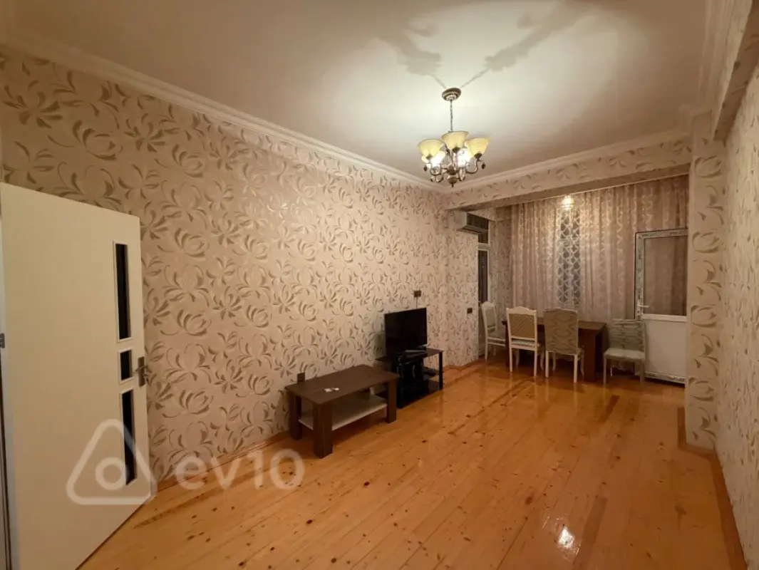 Kirayə verilir 3 otaqlı yeni tikili 90 m²