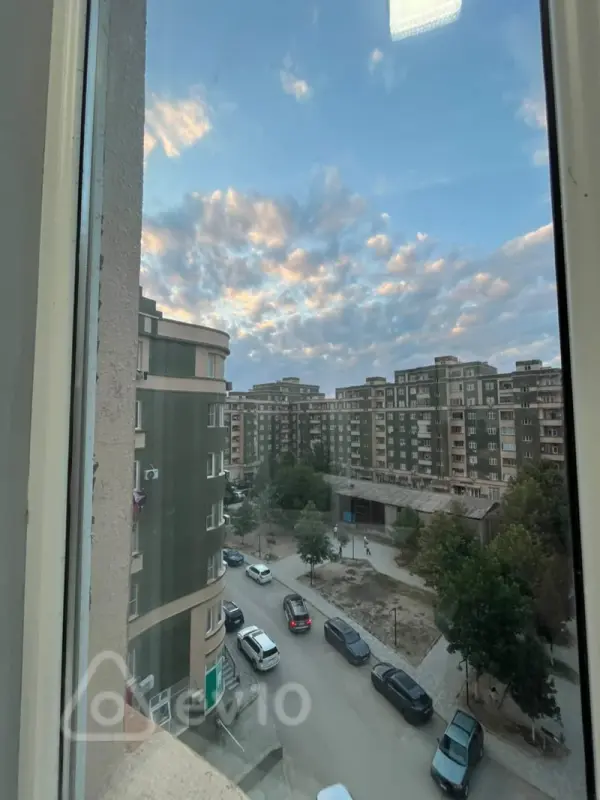 Satılır 2 otaqlı yeni tikili 58 m²