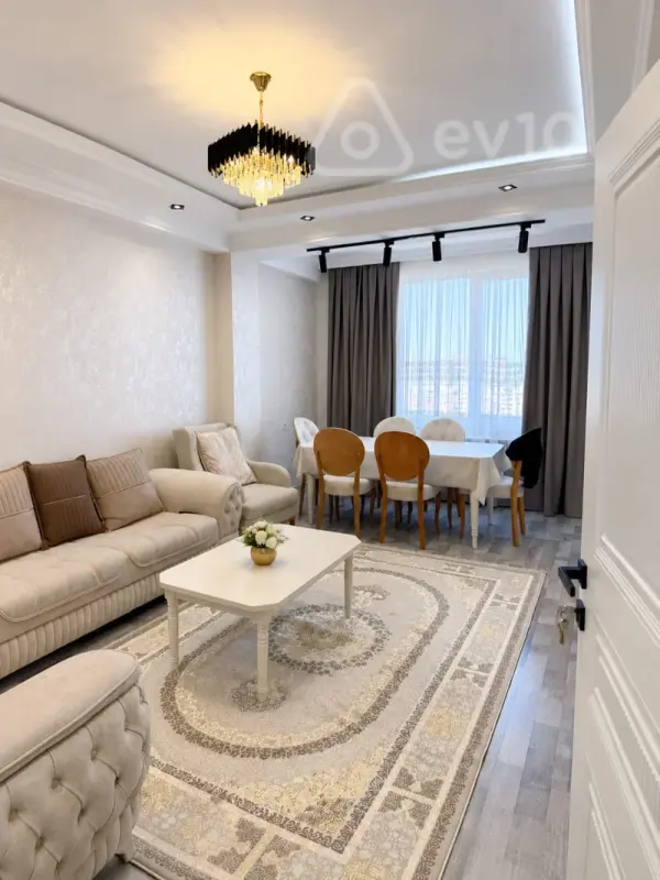Kirayə verilir 2 otaqlı yeni tikili 70 m²