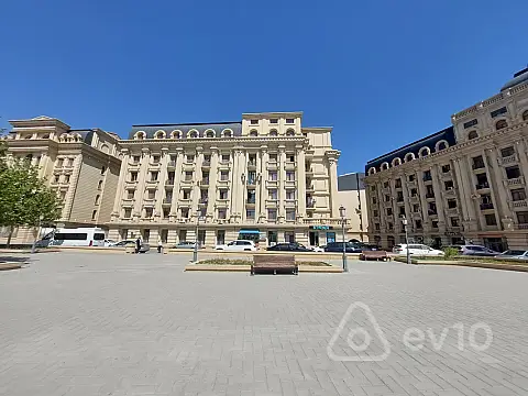 Satılır 4 otaqlı yeni tikili 130 m² — Bakı, Səbail 4 otaq 130.00 m²