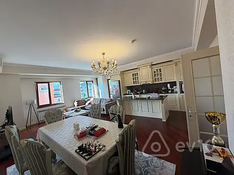 Kirayə verilir 3 otaqlı yeni tikili 155 m² — Bakı, Nərimanov 3 otaq 155.00 m²