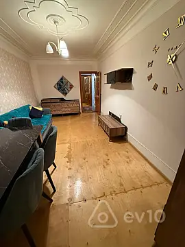 Kirayə verilir 2 otaqlı köhnə tikili 60 m² — Bakı, Nizami 2 otaq 60.00 m²
