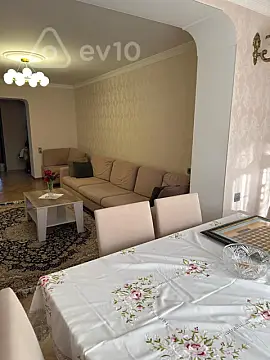 Kirayə verilir 3 otaqlı köhnə tikili 75 m² — Bakı, Yasamal 3 otaq 75.00 m²