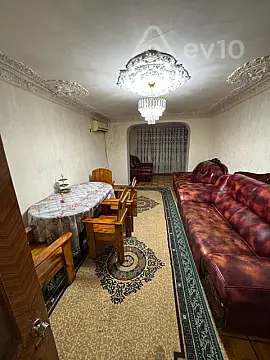 Kirayə verilir 3 otaqlı köhnə tikili 72 m² — Bakı, Yasamal 3 otaq 72.00 m²