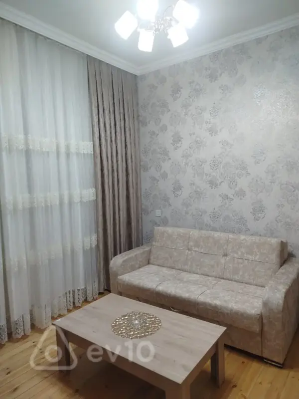 Kirayə verilir 1 otaqlı həyət evi 33 m²