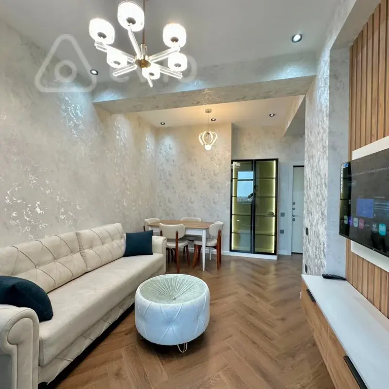 Kirayə verilir 2 otaqlı yeni tikili 55 m²