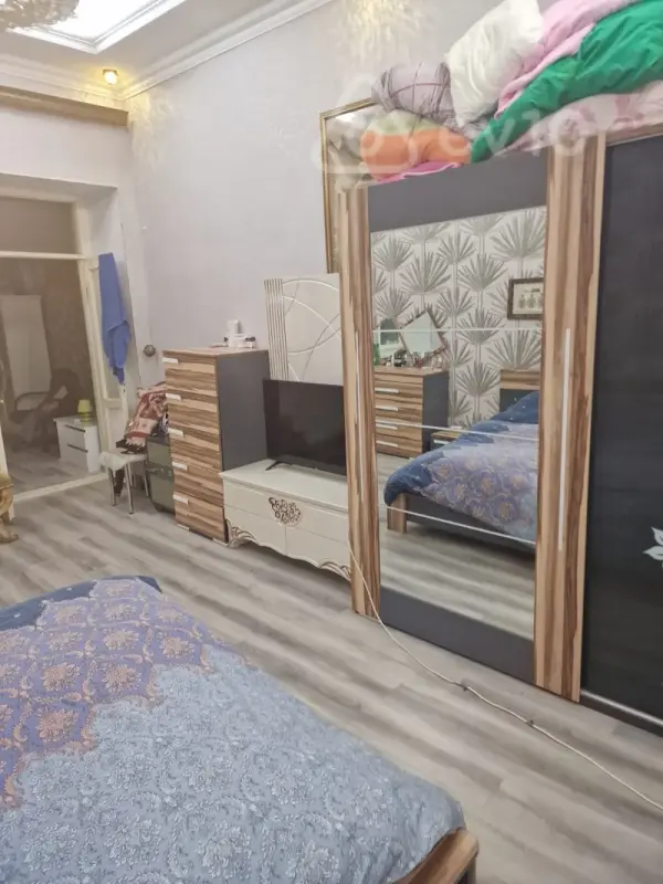 Kirayə verilir 3 otaqlı köhnə tikili 86 m²