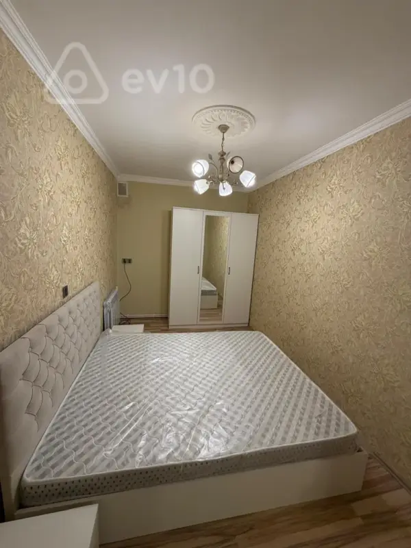 Kirayə verilir 2 otaqlı həyət evi 60 m²