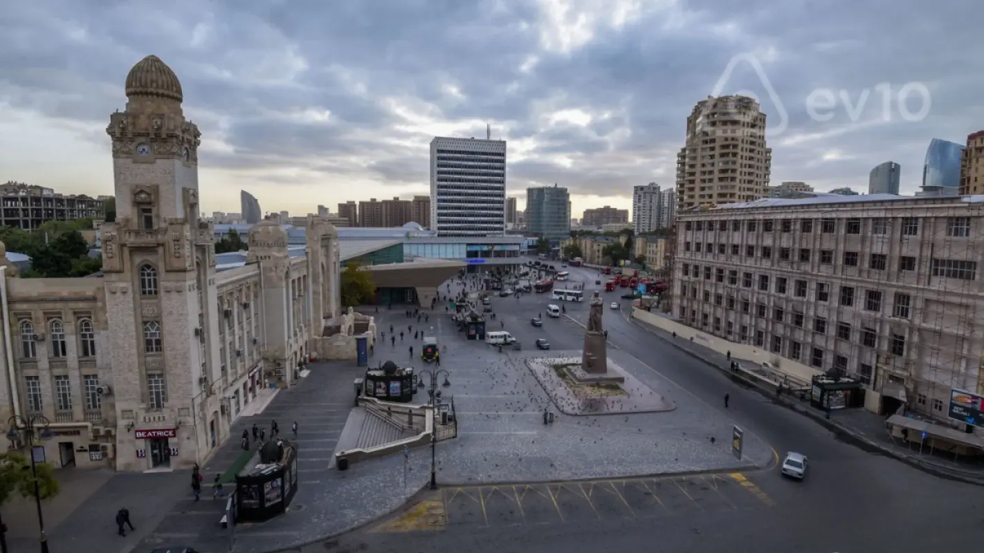 Kirayə verilir 2 otaqlı köhnə tikili 65 m²