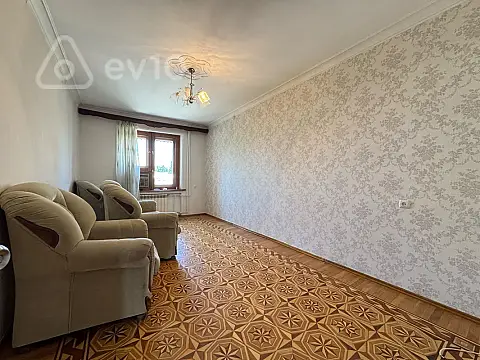 Satılır 2 otaqlı köhnə tikili 60 m² — Bakı, Nizami 2 otaq 60.00 m²