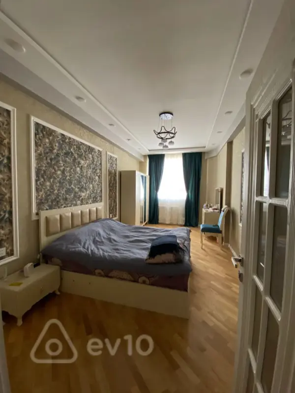 Kirayə verilir 3 otaqlı yeni tikili 90 m²