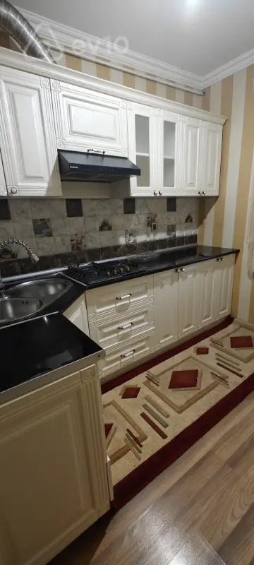 Kirayə verilir 2 otaqlı yeni tikili 63 m²