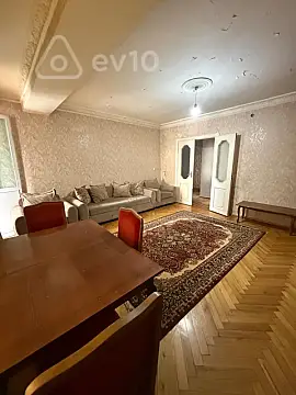 Kirayə verilir 4 otaqlı köhnə tikili 130 m² — Bakı, Yasamal 4 otaq 130.00 m²