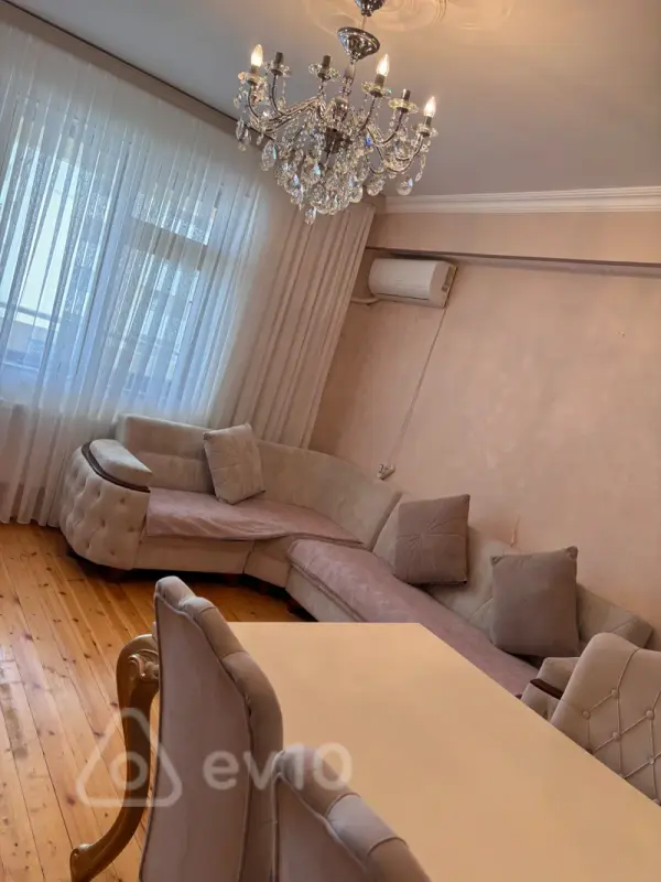 Kirayə verilir 3 otaqlı yeni tikili 70 m²