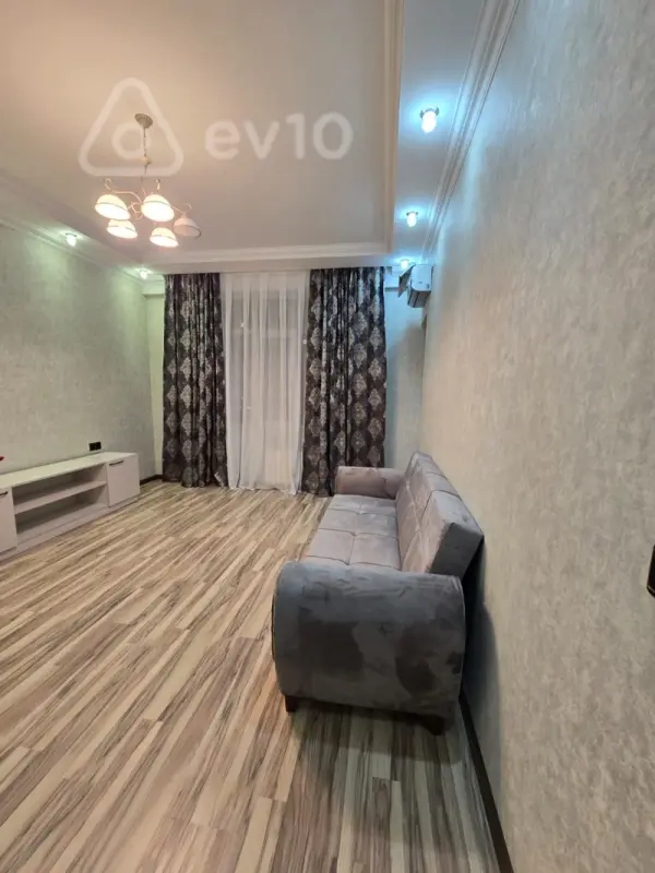 Kirayə verilir 3 otaqlı yeni tikili 80 m²
