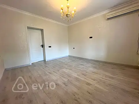 Satılır 3 otaqlı köhnə tikili 80 m² — Bakı, Nərimanov 3 otaq 80.00 m²