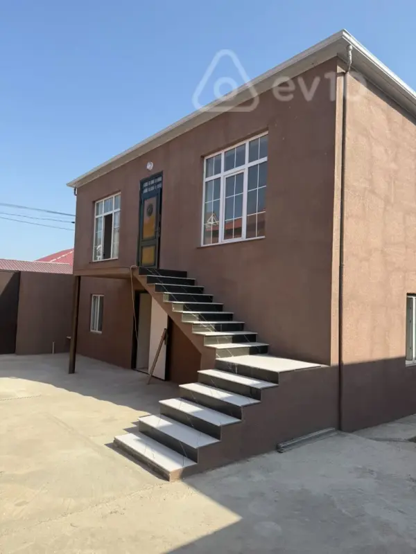 Satılır 3 otaqlı həyət evi 120 m²