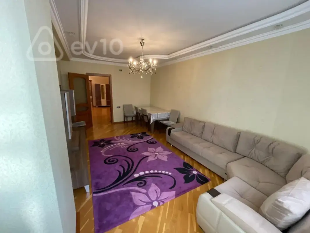Satılır 3 otaqlı yeni tikili 130 m²