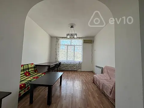 Kirayə verilir 4 otaqlı köhnə tikili 130 m² — Bakı, Nərimanov 4 otaq 130.00 m²