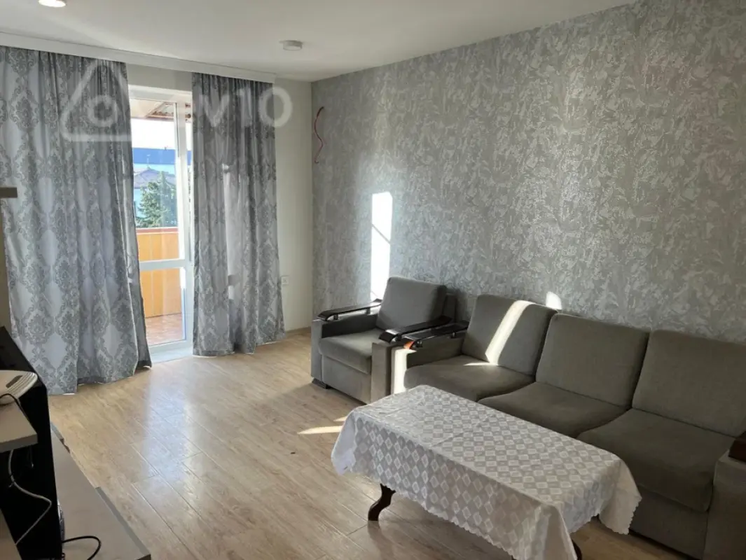 Kirayə verilir 3 otaqlı köhnə tikili 64 m²