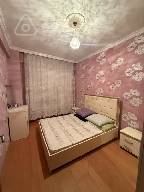 Kirayə verilir 2 otaqlı yeni tikili 57 m²