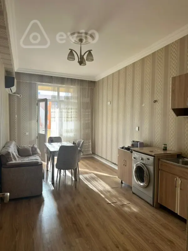 Kirayə verilir 2 otaqlı yeni tikili 65 m²
