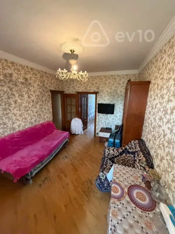 Satılır 3 otaqlı köhnə tikili 55 m²