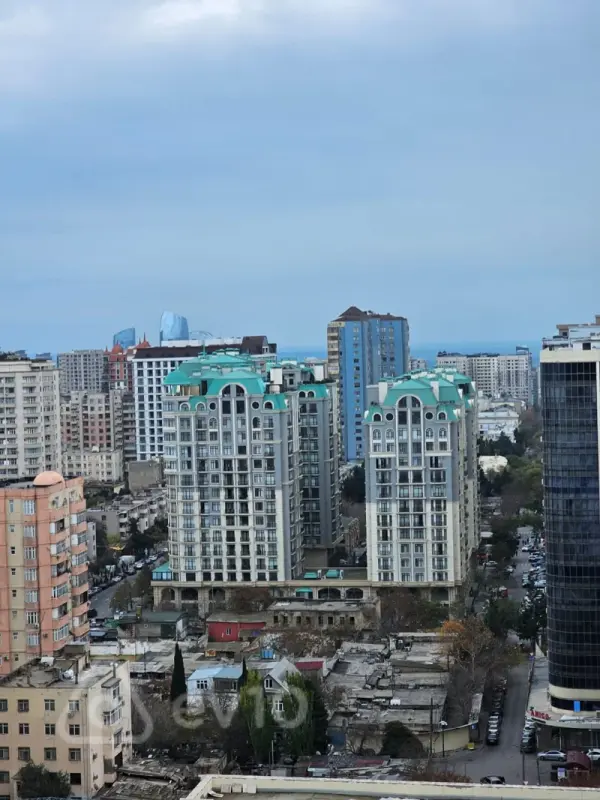 Satılır 2 otaqlı yeni tikili 52 m²