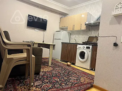 Kirayə verilir 2 otaqlı həyət evi 65 m² — Bakı, Nəsimi 2 otaq 65.00 m²