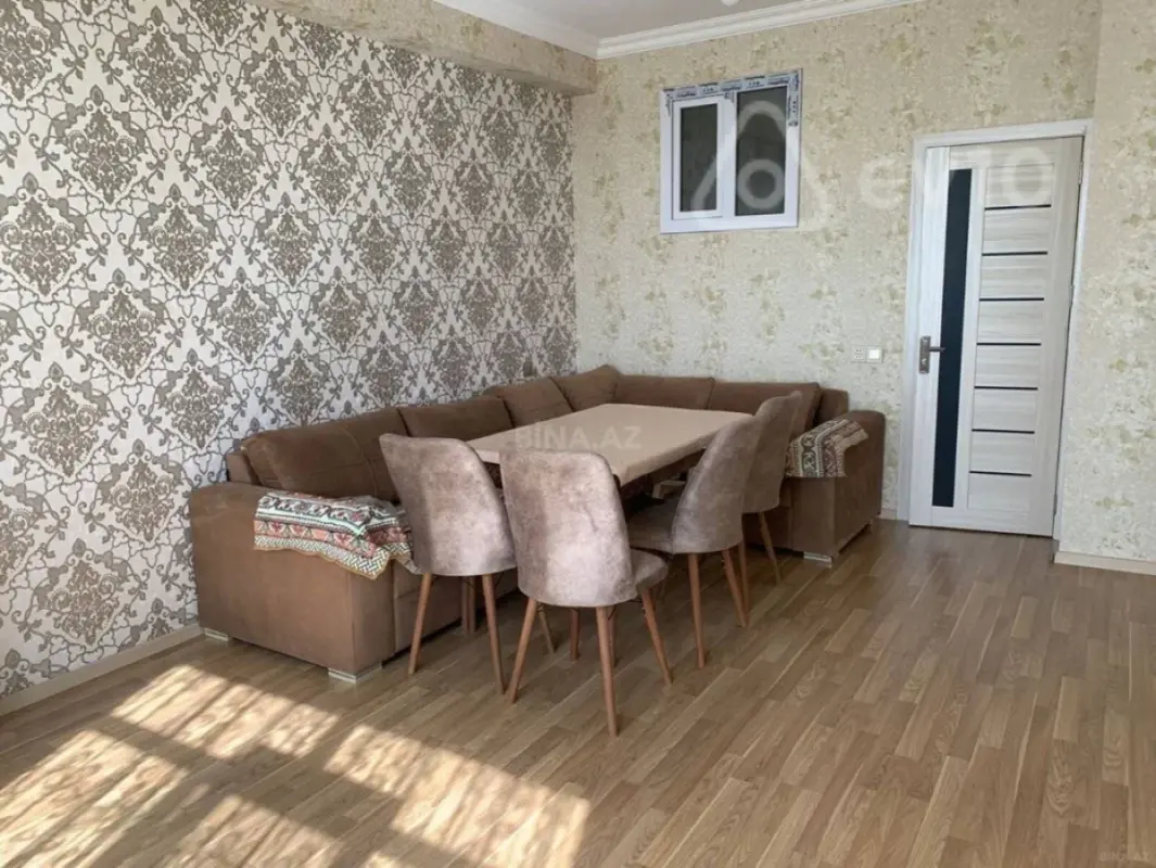 Kirayə verilir 2 otaqlı yeni tikili 72 m²