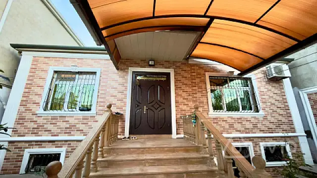 Satılır 4 otaqlı həyət evi 100 m² — Bakı, Binəqədi 4 otaq 100.00 m²