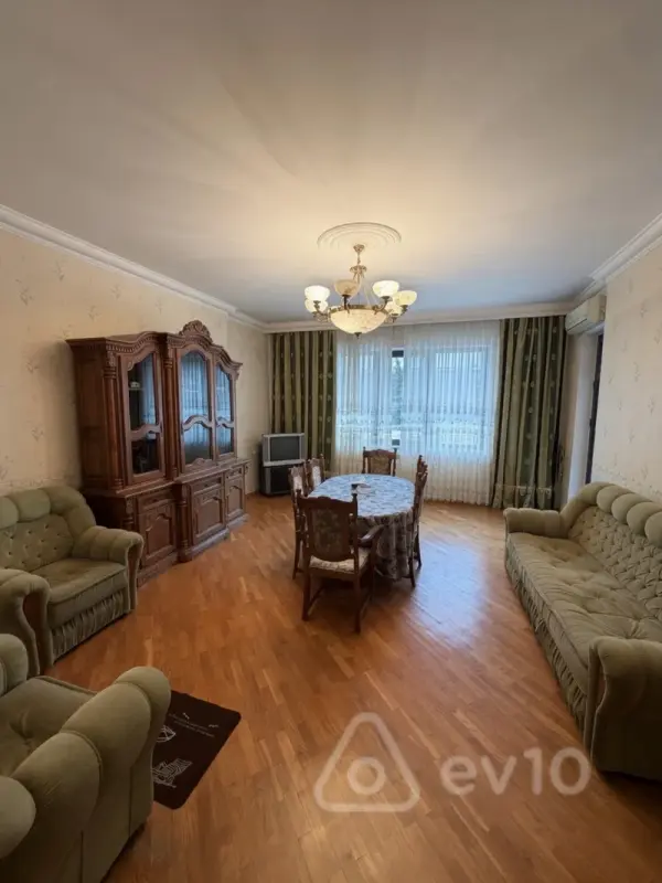 Satılır 2 otaqlı yeni tikili 103 m²