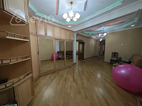 Kirayə verilir 3 otaqlı yeni tikili 146 m² — Bakı, Yasamal 3 otaq 146.00 m²