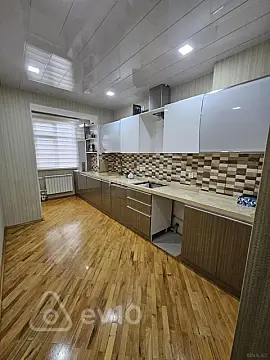 Satılır 3 otaqlı köhnə tikili 80 m² — Bakı, Yasamal 3 otaq 80.00 m²